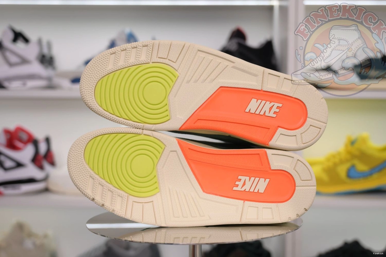 3 OG WMNS